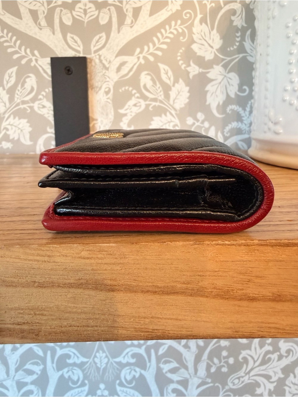 Gucci Black/Red Quilted Glazed Leather GG Marmont Card Case Sold Out! - Picture 6 of 15